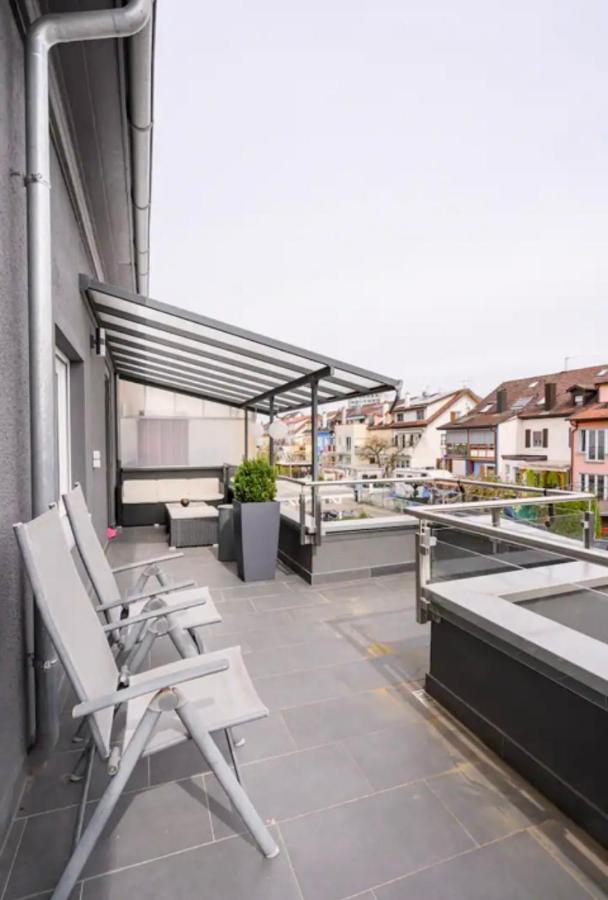 Guenstiges Gruenes Ferienzimmer Mit Separater Moderner Dusche Lörrach Zewnętrze zdjęcie